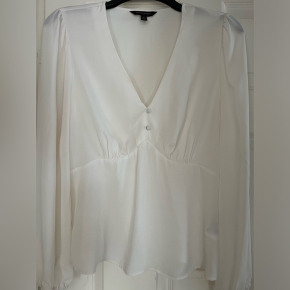 Banana Republic Blouse Size M - Picture 4 of 7